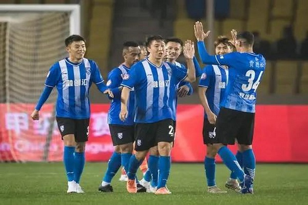 足球中什么是升班馬球隊(duì)？